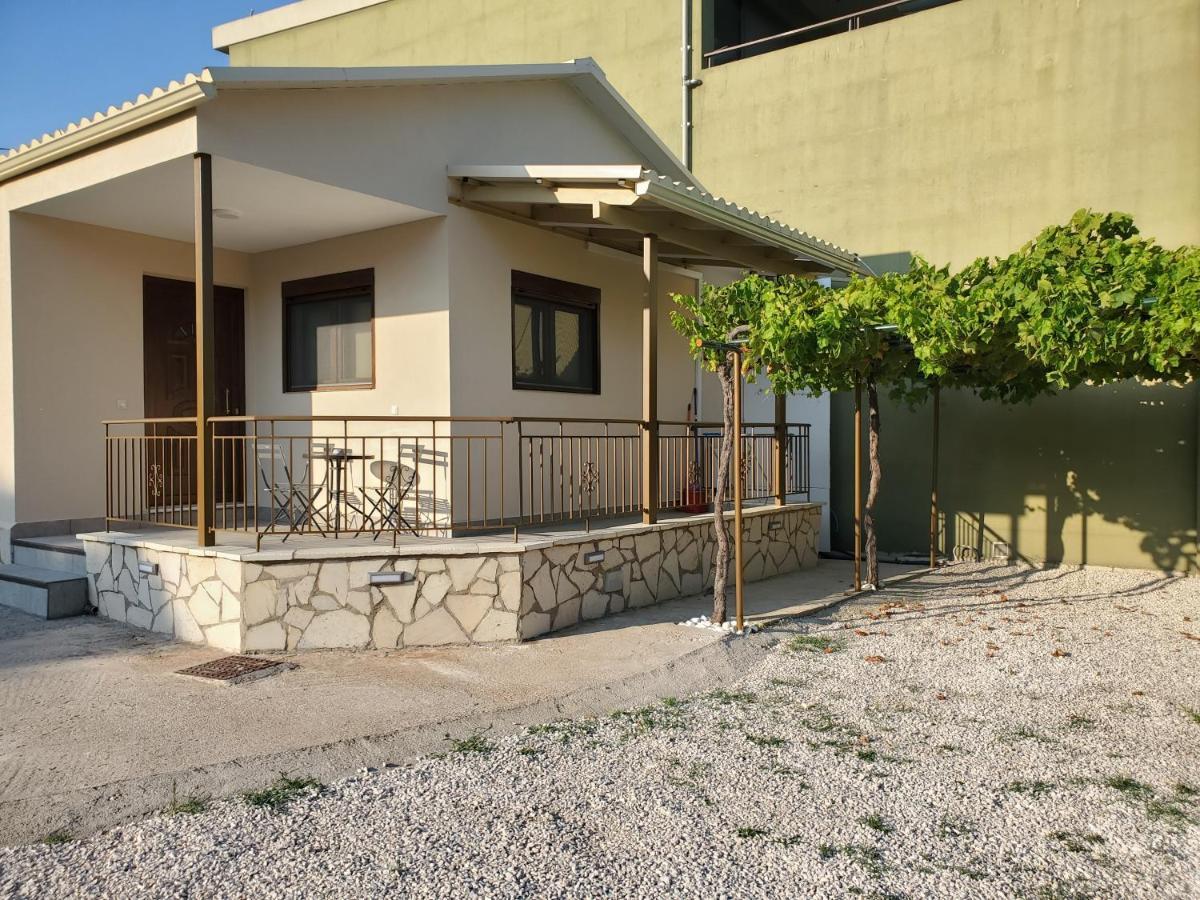 Backyard Apartment Kalligoni Εξωτερικό φωτογραφία